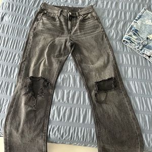 American eagle high waisted mom jean 0reg